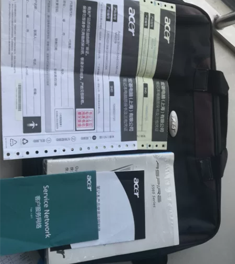 宏基5560G尸体，屏幕完美，目前偶尔开机...