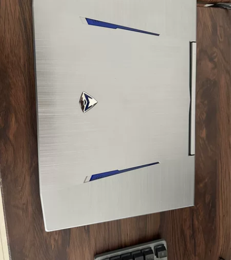 自用外星人机械师笔记本。个人。 白菜价出，...