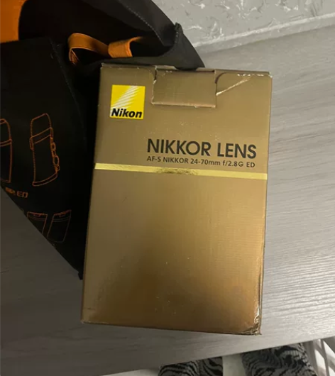 Nikon尼康24-70mm f/2.8大...