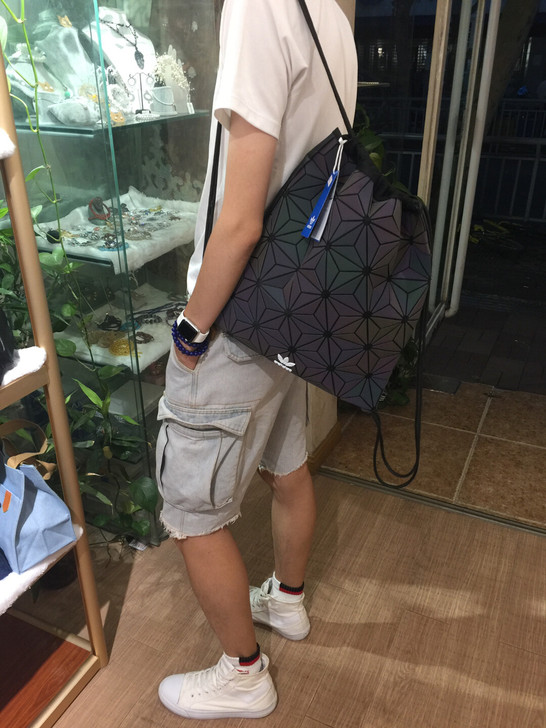 实体店不干了，便宜处理了