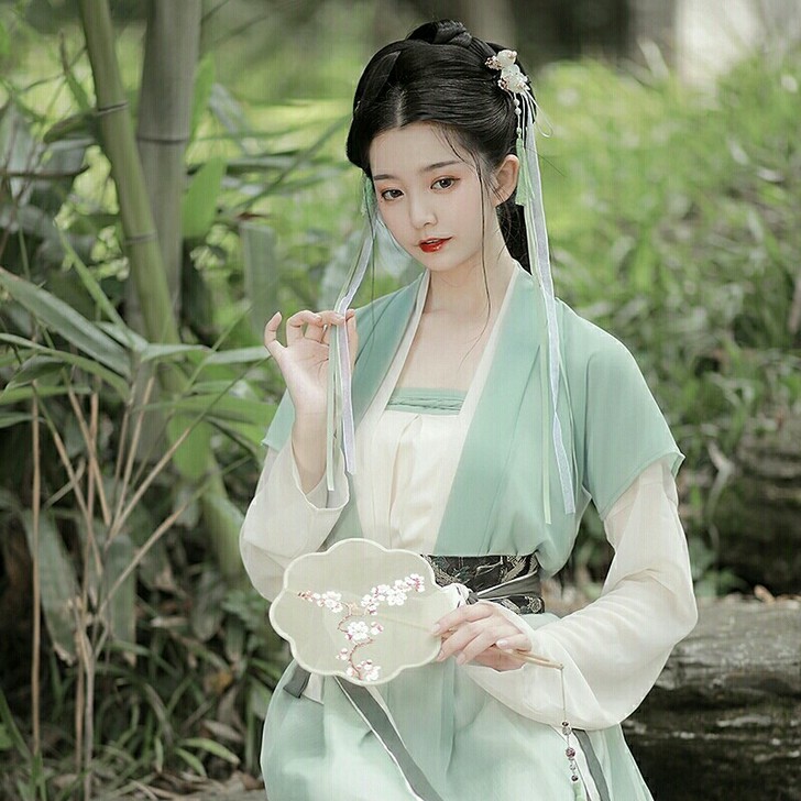 鸟鸣涧汉服青云xs 全新 吊牌还在