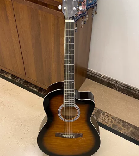 hopper吉他 在线下店千元购入现在由于...