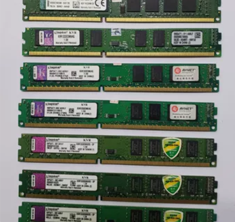 正宗金士顿ddr3 2g内存 一共有5根，...