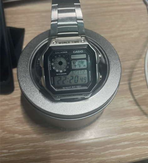 卡西欧小方块 买了两个月了 换了新手表不要...