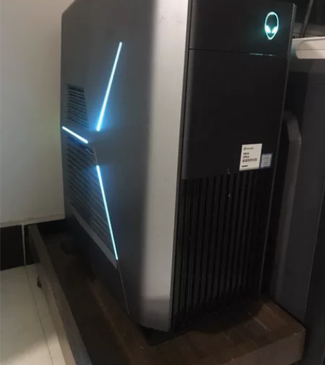 外星人Aurora R8台式主机 水冷主机...