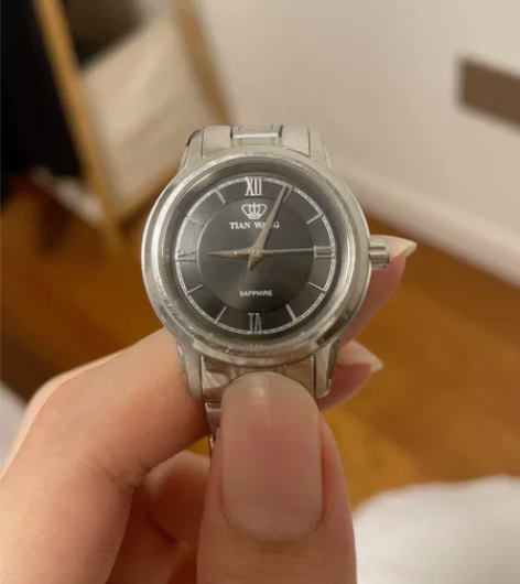 天王手表专柜购入 买apple watch...