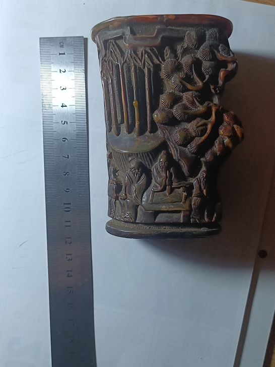 雕刻牛角杯，艺术品收藏摆件。