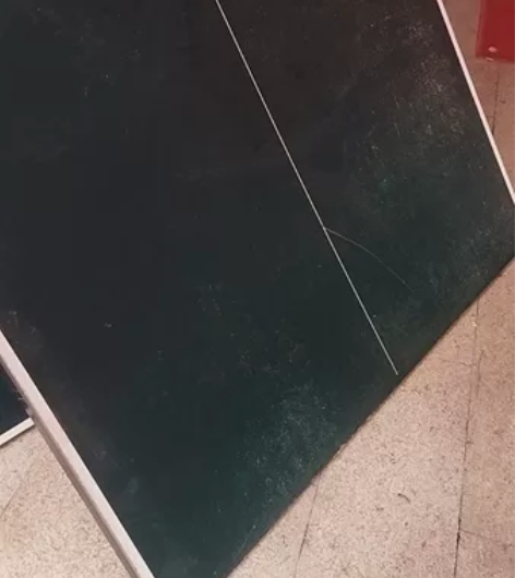 舒华乒乓球桌,由2块合成一块,每小块宽1....