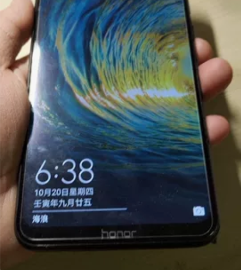 华为畅享max，7.2寸，4+128。成色...