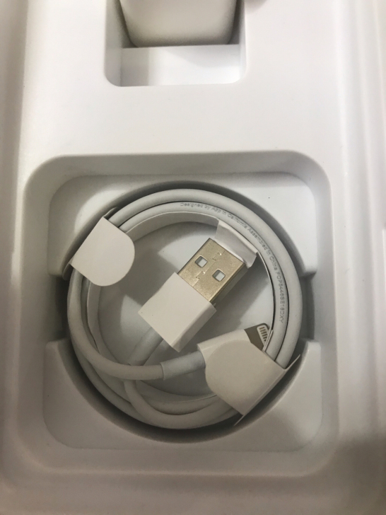 个人闲置下来的苹果iPhone数据线原装充...