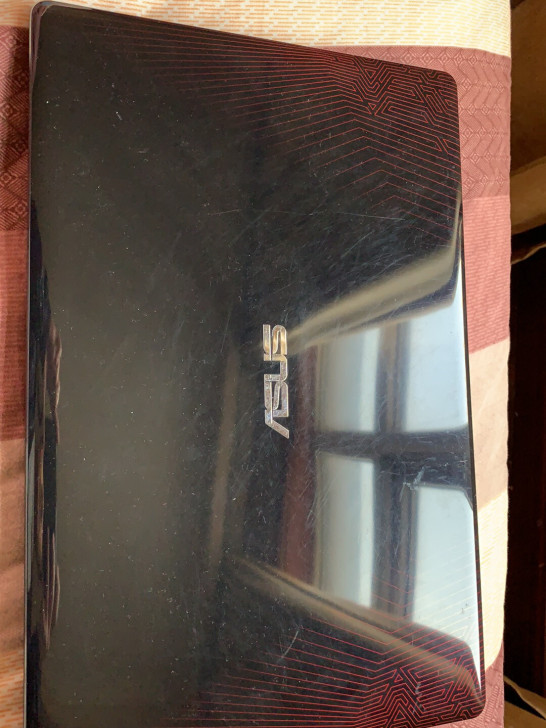 华硕笔记本电脑飞行堡垒