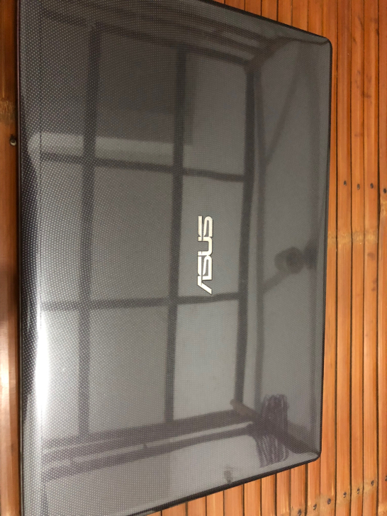 华硕笔记本电脑