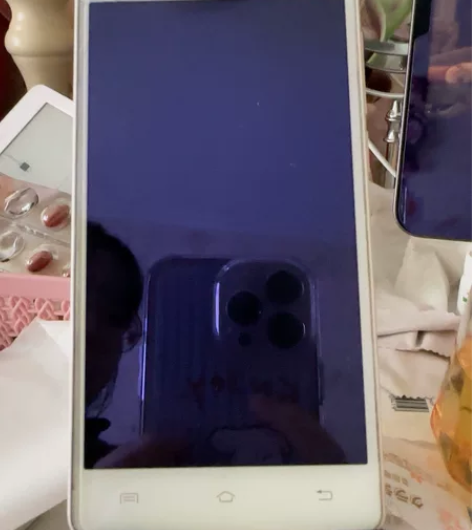 vivo 以前的闲置机啥型号y51a 屏...