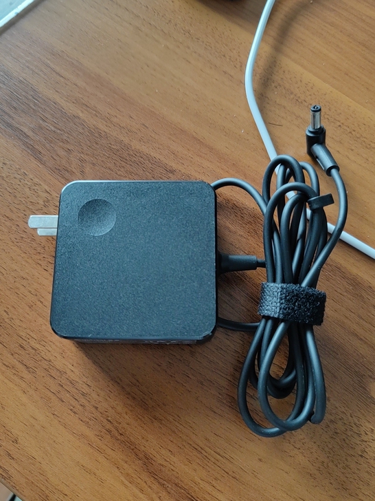 之前笔记本以为可以用买来插了一下和我的不一...