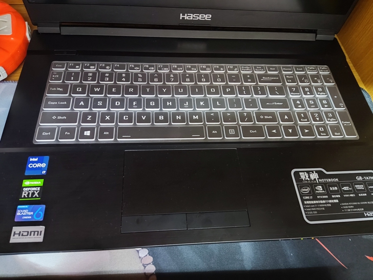 战神G8-TA7NP，有三包凭证，充电器，...