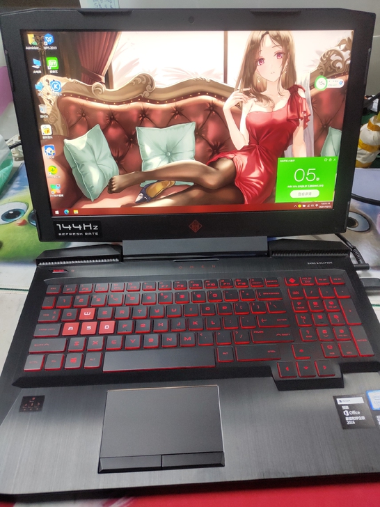 65万分暗夜精灵高配电竞版144hz高刷屏...