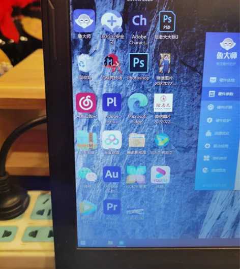 机械革命笔记本自用,固态硬盘128加机械硬...