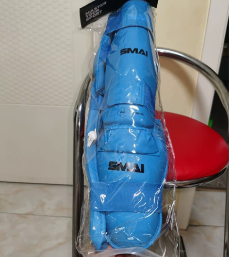 全新空手道护具，护腿+护脚，SIZE：XL...