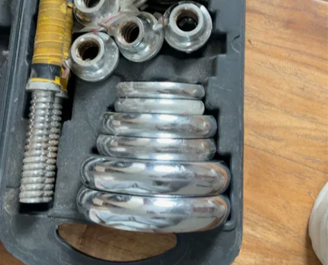 一套哑铃7.5公斤组 50元自提 感兴趣的...