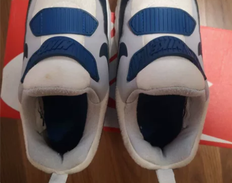Nike耐克运动鞋，商场专柜购入，内长17...