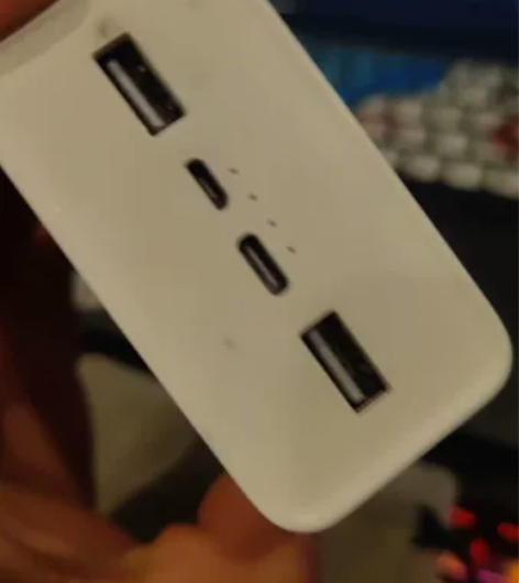 小米30000毫安充电宝 今年三月份，小米...