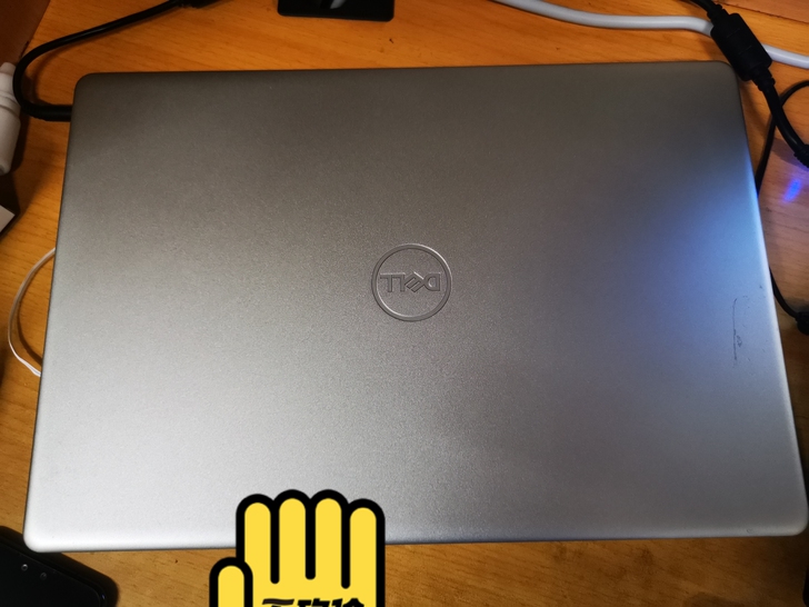 自用戴尔灵越3501,2月份买的,后来换了...