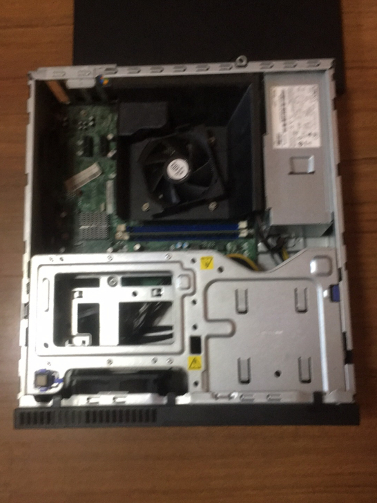 联想M4500S电脑一台。机器无硬盘。无任...