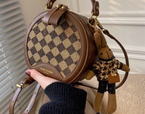 2022今年流行高级感小众小包包女士202...