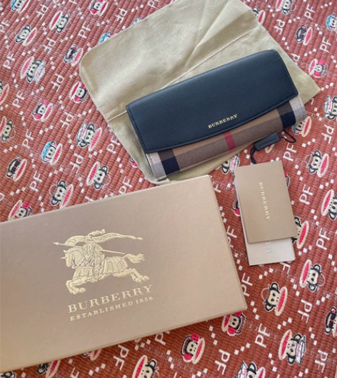 BURBERRY/博柏利钱包女士长款 新旧...