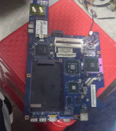 联想g450主板，无拆无修，有一个USB口...