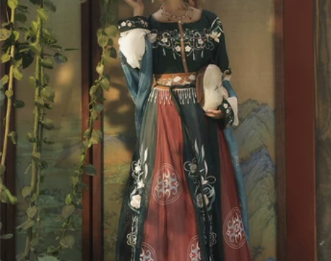 耀春花瑶归原创汉服女正品坦领三件套半臂齐腰...