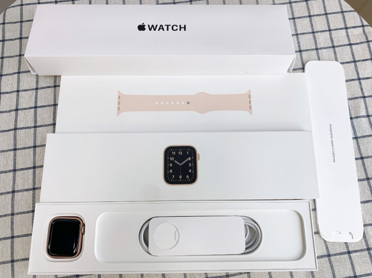 Apple Watch SE 40mm(D...