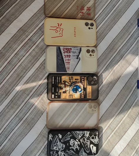 iPhone11手机壳 六个 孔位正确 自...