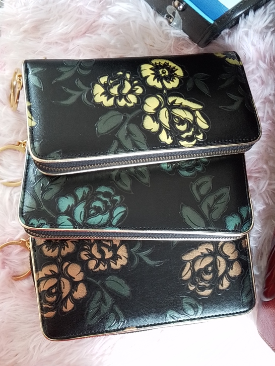 ENBRY盈百利品牌女士雕花手拿包钱包长款...