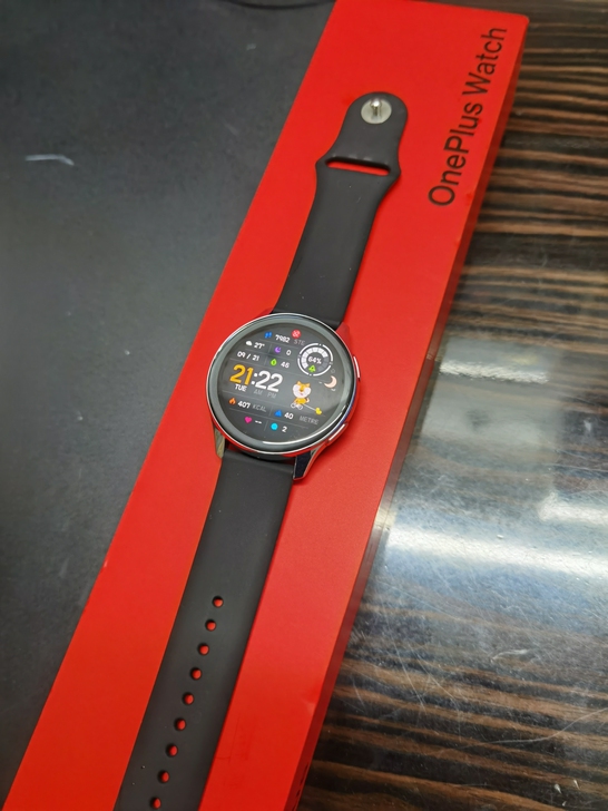 One Plus watch 自带扬声器功...