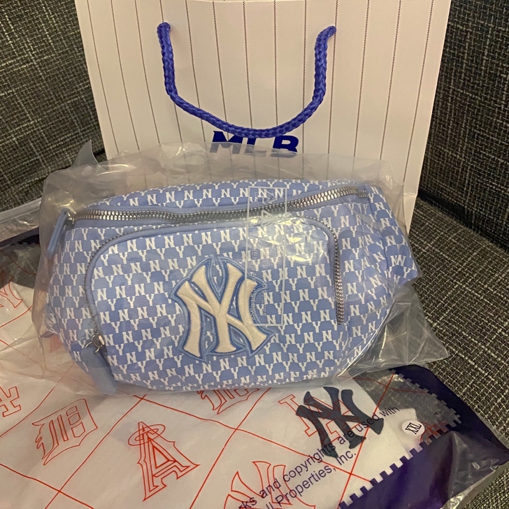朋友送的mlb  全新一直闲置着  质量超...