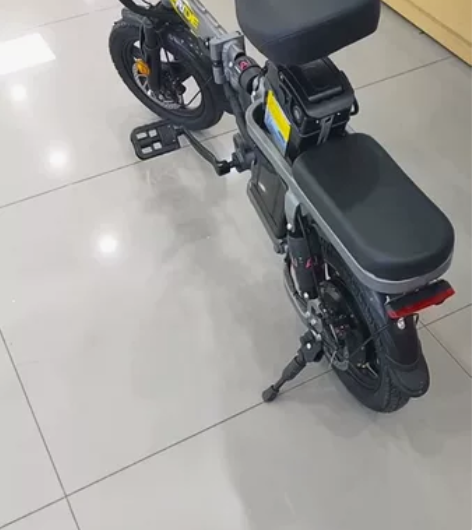 普莱德折叠电动车，非常方便～ 7月买没怎么...