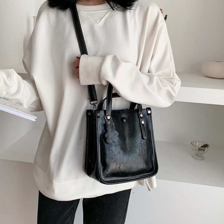 天彩翼飞 女士包