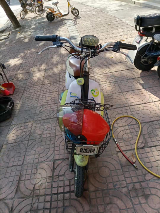 踏浪电动车电单车