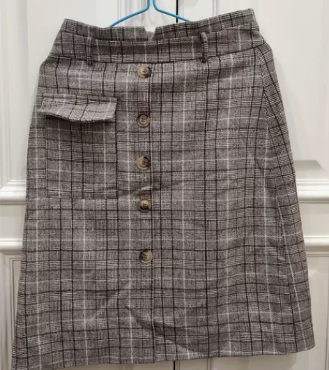 冬款中裙 中号 感兴趣的话点“我想要”和我...