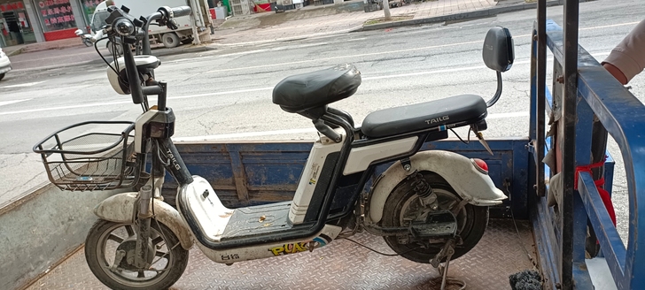 台铃电动车
