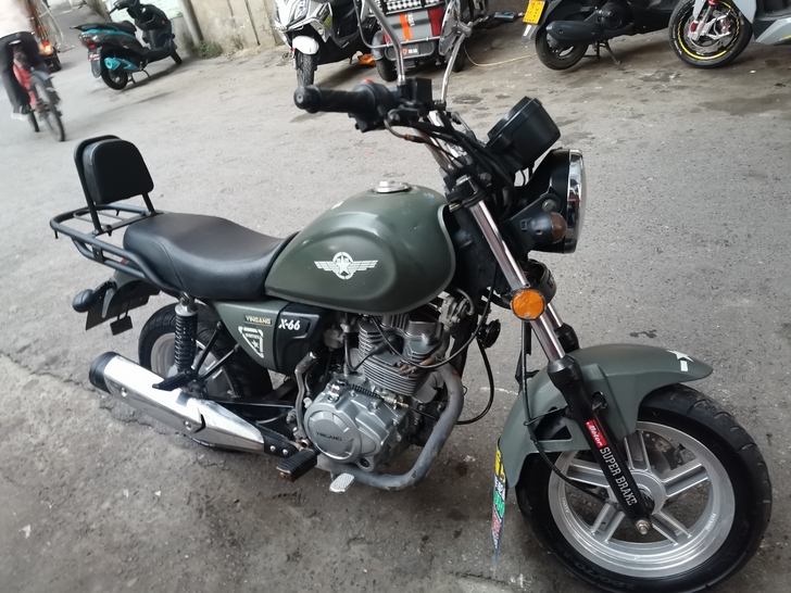 （已售）银钢迷你150跨骑摩托车