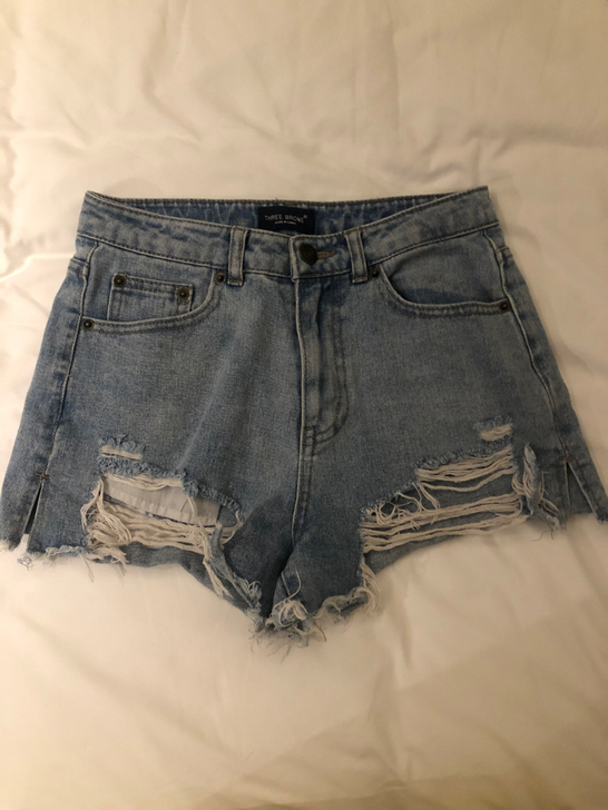 牛仔短裤