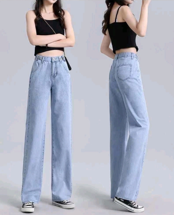 杨照照直筒高腰牛仔裤 全新