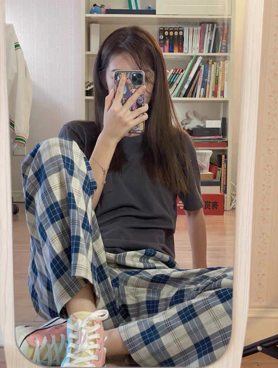 蓝色格子休闲阔腿裤/学院风/实体店不开了