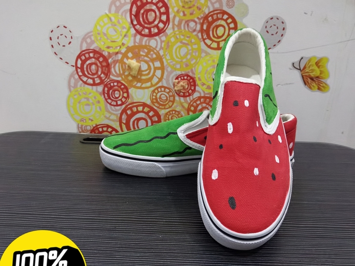 实体店里的尾货 手绘帆布鞋（37 39 ）...