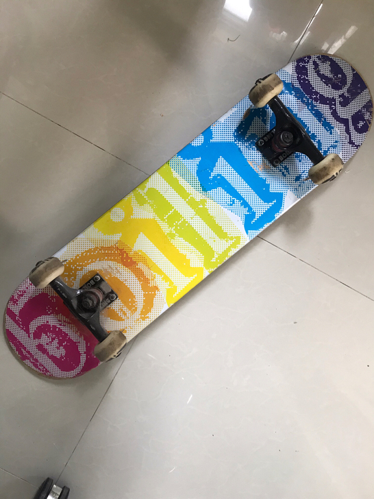 7.5成新boiling滑板 表面有灰尘,...