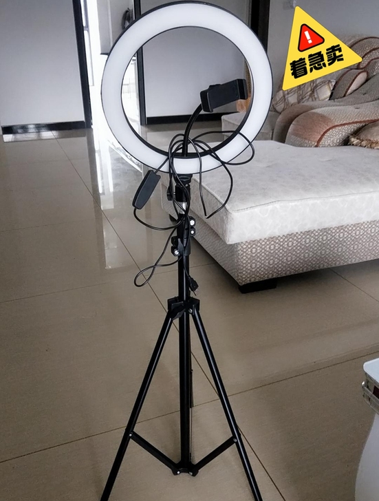全新一次都没有用过 全新手机支架直播多功能...