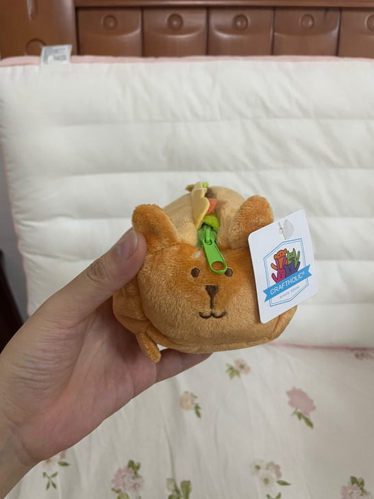 日单可爱少女心创意熊面包毛绒笔袋简约文具包...