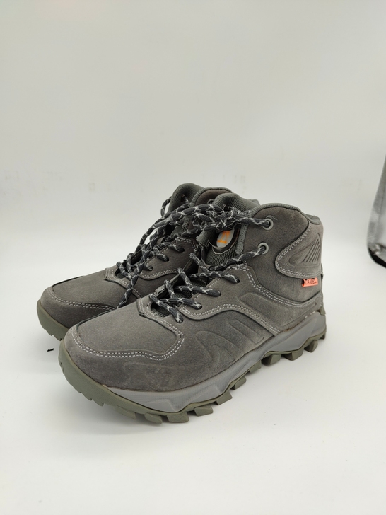 35/37码骆驼新款登山鞋女鞋各一双